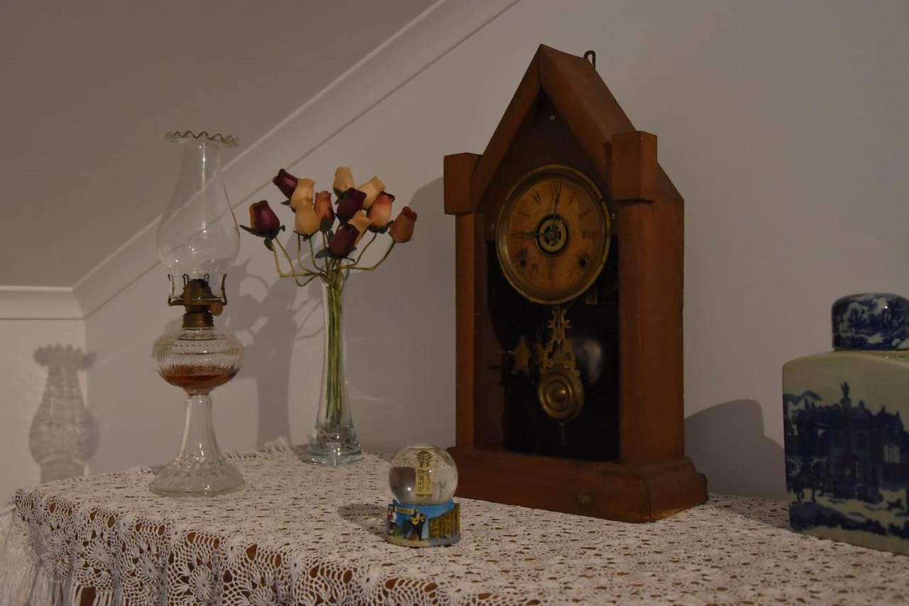 Casa Mouramortina Ві́ла-Но́ва-де-Пойа́реш Екстер'єр фото